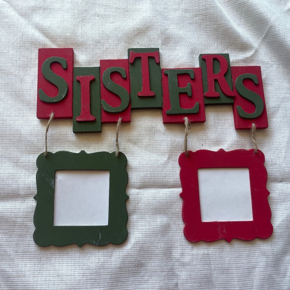 Green and red sisters picture frames